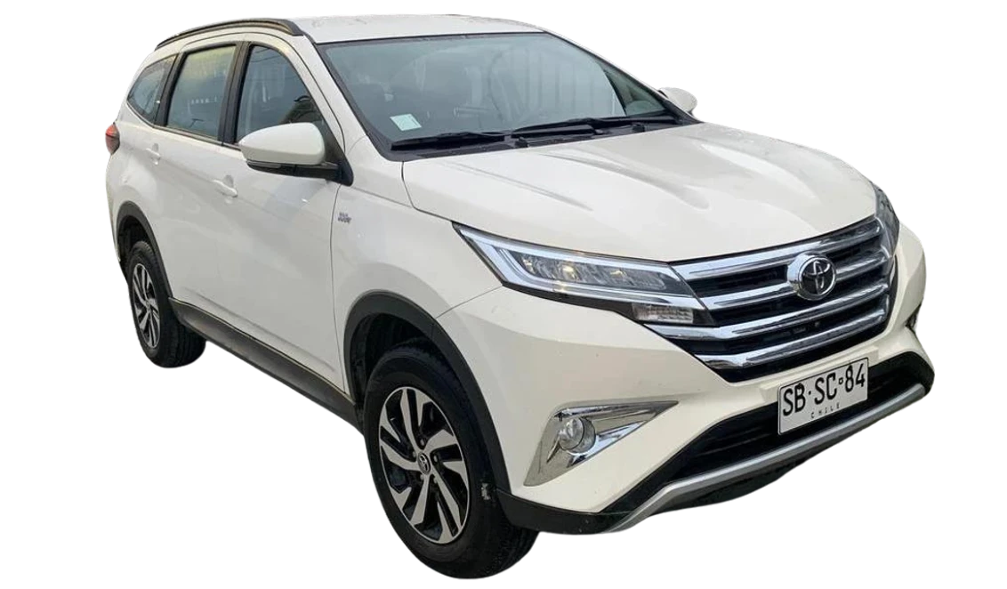 Alquilar auto Toyota Rush Ramona